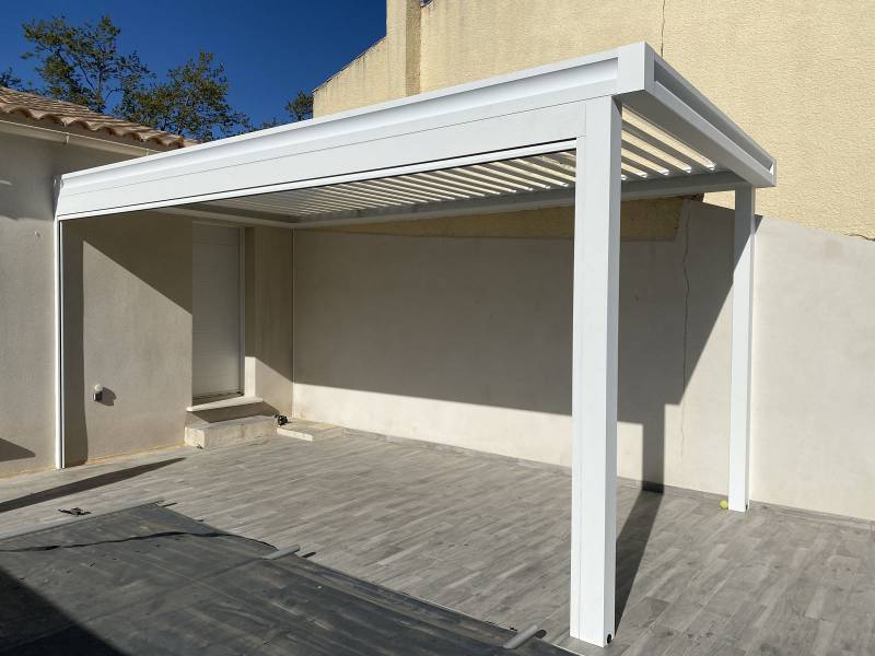 Installation d’une pergola bioclimatique adossée/Acollée Saint-Martin-de-Crau